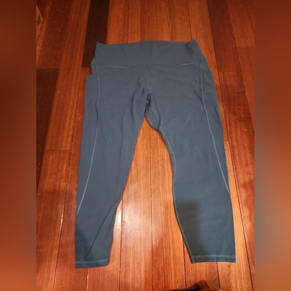 Lululemon 25" Align with pocket PLUS SIZE teal EUC
